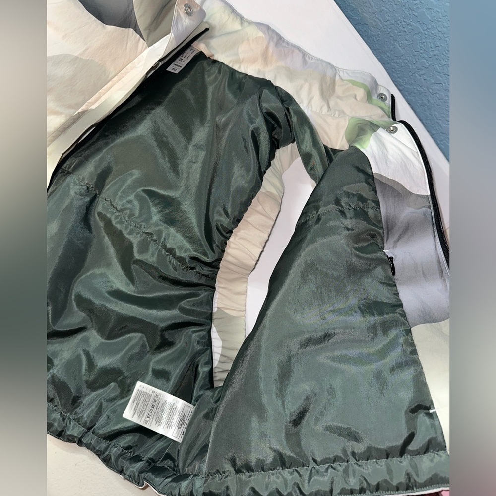 Adidas Vest  Camouflage Jacket - Picture 7 of 9